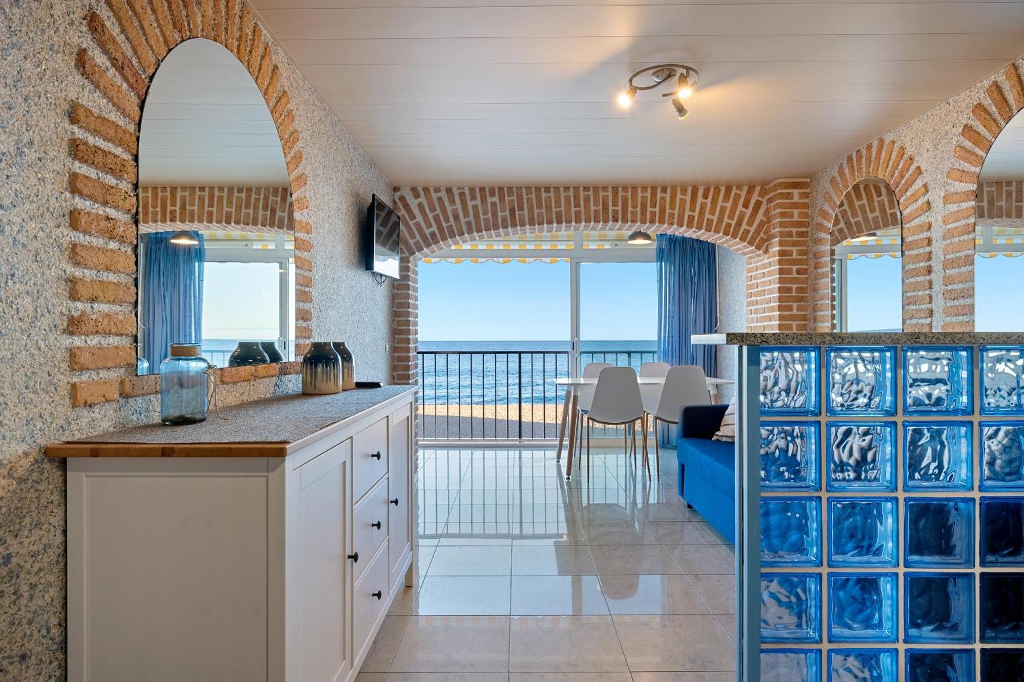 Hauzify I Apartament Plenamar Platja d'Aro Luaran gambar